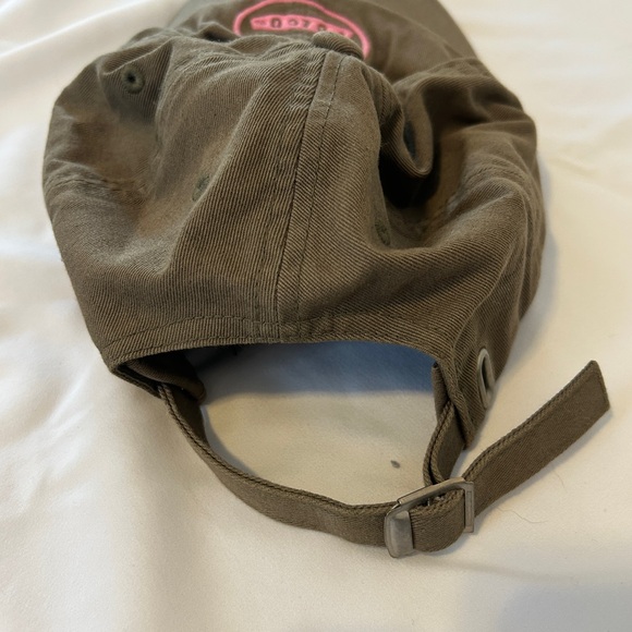 🤩 3 for $20 / Volcom Ball Cap Green with Pink Smiley Face Logo - Picture 2 of 7